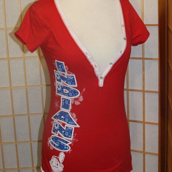 Cleveland Indians Sm Hawaiian V-Neck Tee - Picture 12 of 16